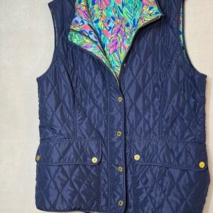 Lilly Pulitzer Blue Lightweight Quilted Vest with Colorful Lining
